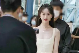 王一博发展？张艺兴影视瓜？袁冰妍被搞？李宏毅资源好？图片