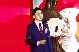 河南80后年轻富豪，利用人性的弱点狂割“韭菜”，大赚500亿图片