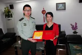 65岁温州女人，丈夫早逝，儿子当消防员牺牲，她现在过得怎样？图片