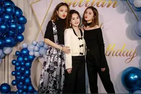 蔡卓妍为阿娇庆生，两人神仙友谊惹人羡，年过40岁颜值依然在线图片