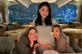 30岁百亿名媛李嘉颖怀三胎，挺孕肚露脸气质优雅，第三胎仍是儿子图片