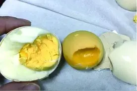 蛋黄变绿、变黑了会致癌？辟谣：影响的是颜值，而不是内在图片