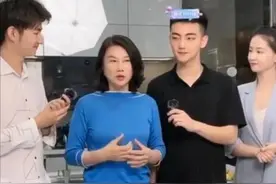 董大姐，时代潮流不可逆，但别把员工当傻子图片