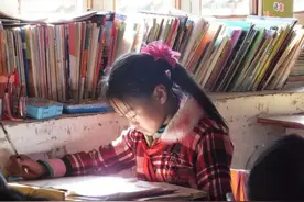 16岁女子被舅舅拐卖，被锁12年生一子终逃跑，19年后再见亲生父母图片