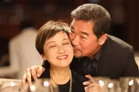 张国立：听邓婕的话，我购入北京奥森1000平地皮，娶个贤妻旺三代图片