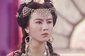 当TVB女星遇上异域古装，周海媚惊鸿一面，巅峰期黎姿不可方物图片