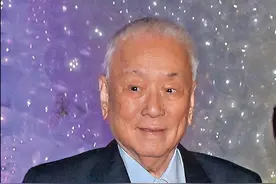 香港最狠的富豪：400多亿资产，去世后竟然不留给独子，为啥？图片