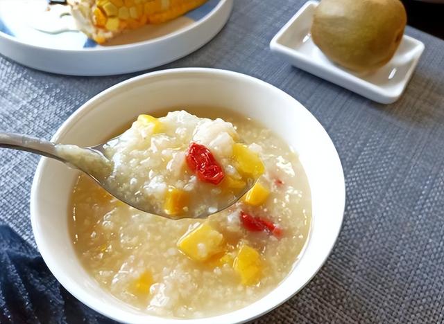 早餐吃粥怎样搭配好一点(早餐粥和啥搭配一起吃) | 锁阳号_分享各种的