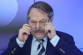 苏联的解体，没改掉俄罗斯毛病，都打成这样了，还想当中国的老师图片