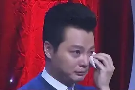 他是“央视骄傲”，娶身家亿万富婆，21年痛哭很后悔来北京工作图片
