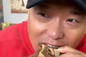 二百者也探店初恋上热搜！评论区却被灵魂拷问：你老婆不吃醋吗？图片
