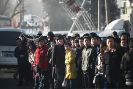 他在北京做日结 | 正午图片