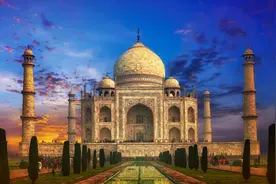 世界各地优美建筑：印度伊斯兰教泰姬陵图片