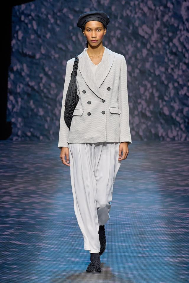 ������Armani2023����ϵ�н���������������Ϊ�������