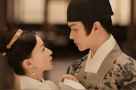 曾经的军艺校草，如今的搞笑胖子，洪剑涛的经历也很传奇图片