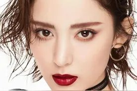 琴棋书画酒诗茶，沁腑芳菲点染霞图片