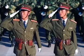 85式军服为何被突然叫停？87式军服为何成为军服设计的转折图片