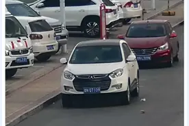 监控抓拍违停、压线、不系安全带！图片