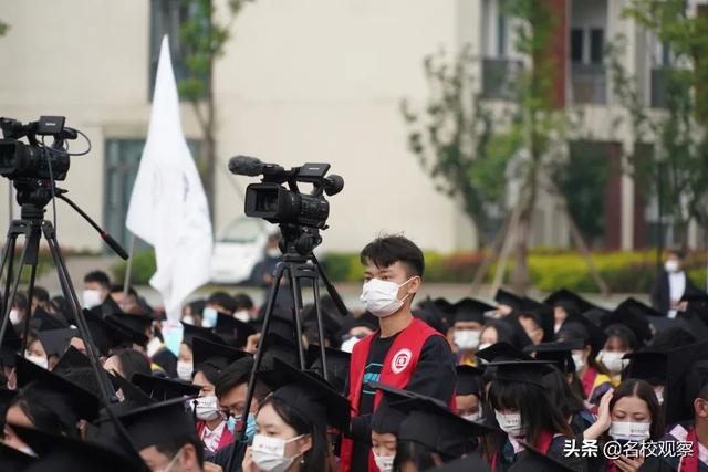 6484名成都大学2022届学子毕业啦