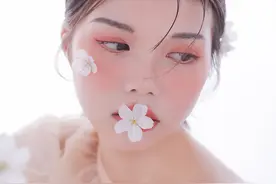 MEYASE｜樱花少女写真图片