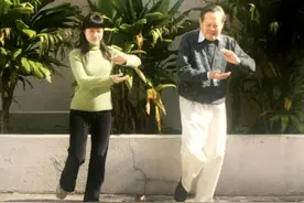 101岁的杨振宁，身体却出奇的硬朗，翁帆无意间说出其三大要求图片