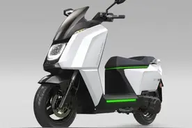 可人SRT电动车，搭载6000瓦中置电机，极速80码，续航320里图片