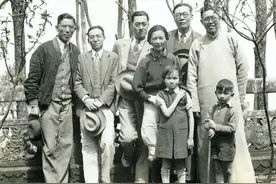 一门九子女，个个了得，他凭什么？图片