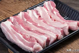 “上五花”和“下五花”买错相当于扔钱，厨师长教我一招，真实用图片