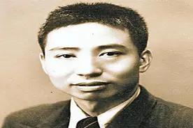 身份是最高机密的特工 有人说他叛变 周总理却说无法下定论图片
