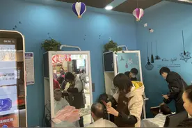 Tony老师最忙的一天从“头”说起：4000亿市场为何撑不起一个“龙”头，10元店才是归宿？图片