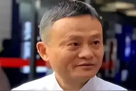 套现千亿后马云突然回国！两鬓斑白、眼睛无神，更可怕的还在后面图片