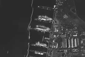 来而不往非礼也，美国卫星拍到福建舰后，中国卫星拍清楚美国航母图片