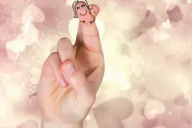 河南男子头次带女友回家，晚上想共处一室，妈妈：想得美，去别处图片