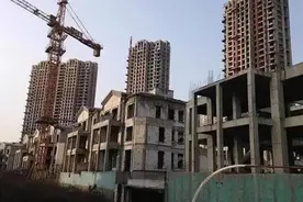 中国烂尾楼之痛：10年超1万起，约百万受害者被遗忘图片