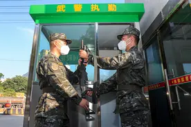 广西河池：告别数载军旅，老兵他归乡了图片
