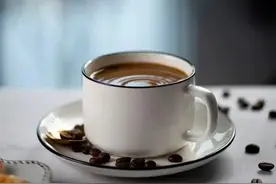 重要会议前，要不要喝咖啡？图片