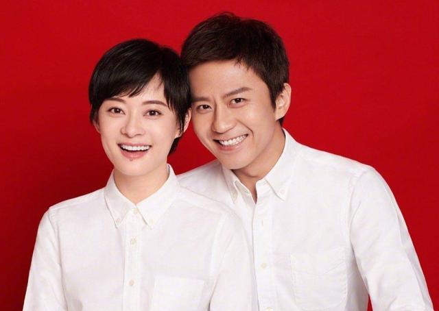曝邓超出轨19岁嫩模！花千万掩盖丑闻，孙俪深夜发文：再见婚姻！