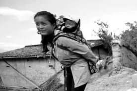 在多子女家庭里，这个孩子往往长大后混得最差！父母一定要注意！图片