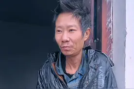网红“哥子”去世！年仅38岁，房子在高压线下，懒到用太阳晒水喝图片