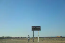 在高海拔的无人区中，过来人：到了晚上最好不要生火取暖！图片