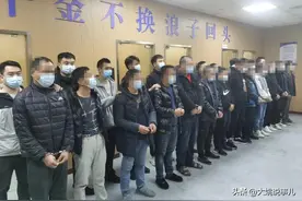 又到年关，偷狗贼的武器，又升级了图片