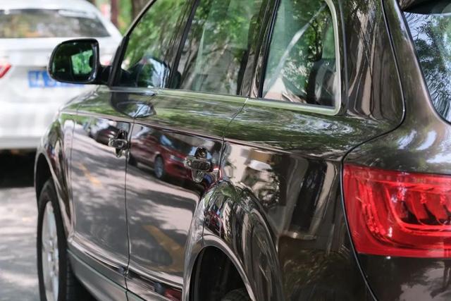 3.0T奥迪Q7百公里油耗11.3L！离谱油耗表现的背后有惊喜
