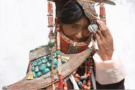 藏族人的审美有多绝？看看她们的服饰就知道了！图片