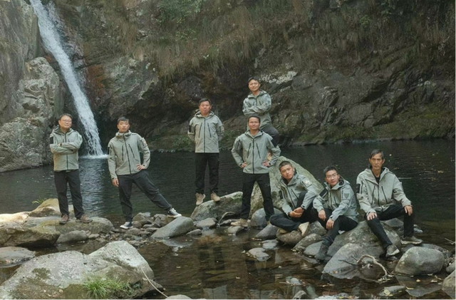 黄山奇遇记：冬观候鸟，野探短尾猴，一场徒步自然的探索之行