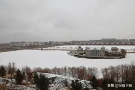 雪花飘落，美景如画！尽显临泽流沙河魅力图片