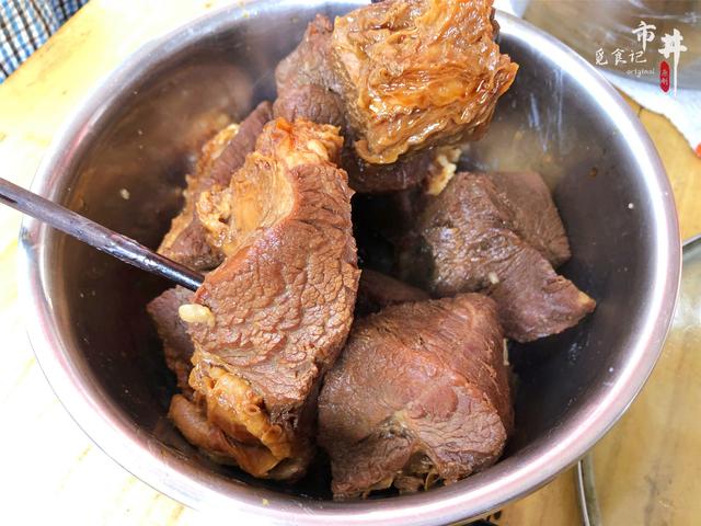 卤牛肉的做法 2026年卤牛肉的做法和步骤＂,＂no_ai_sug＂:true},{＂type＂:＂