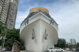 成都南门大桥地标性建筑，昔日风光叱咤风云，如今情况怎么样图片