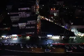 吵架后我媳妇在我妈床上拉屎图片