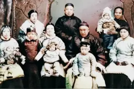 军阀杨森：娶12房姨太生43个子女，90岁娶17岁秘书，次年生下一女图片