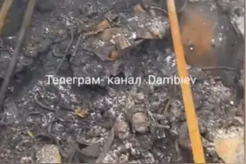 太惨了：乌克兰1辆T-72在巴赫穆特殉爆，里面只有“一坨黑碳”！图片